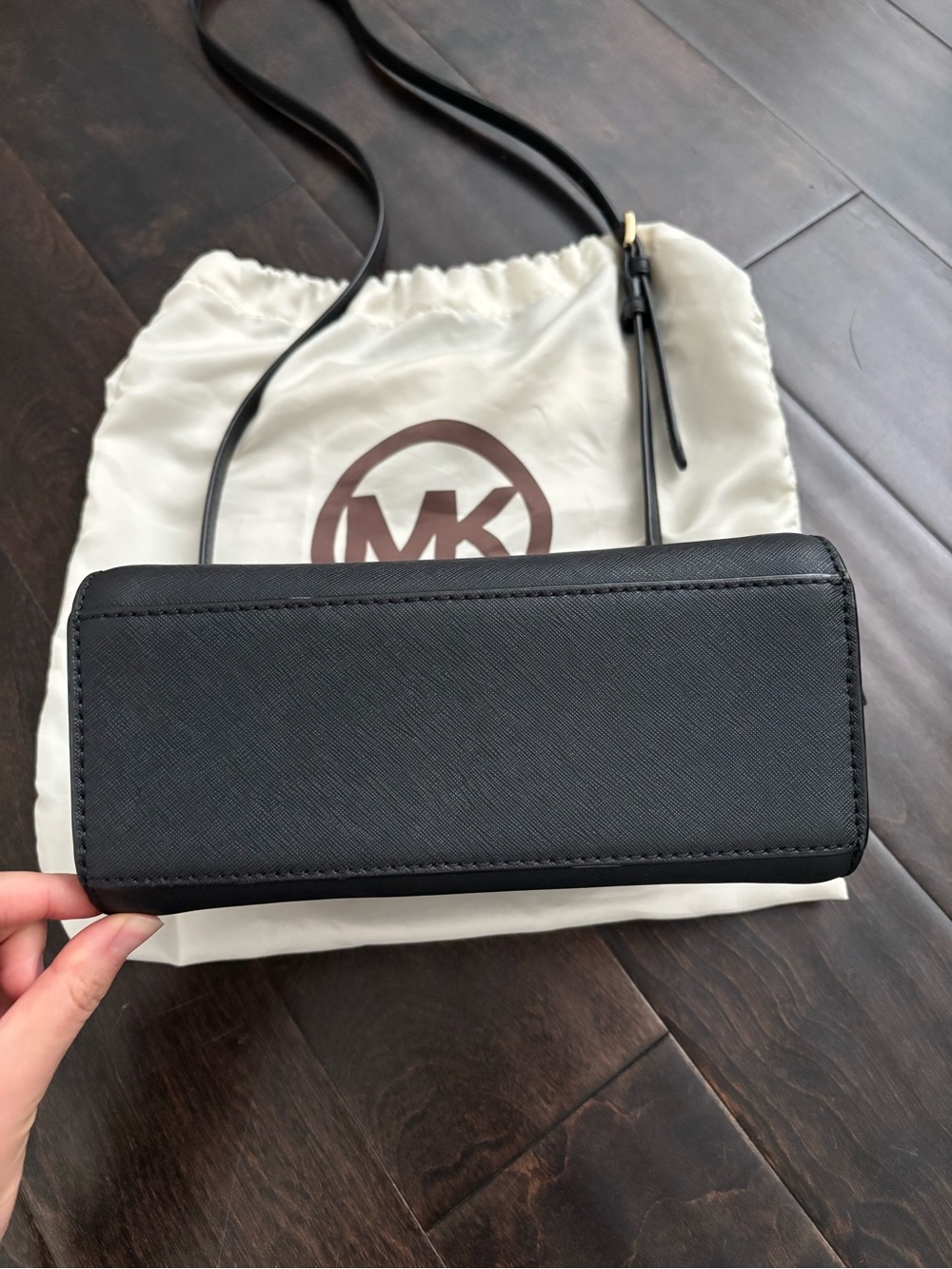 Michael Kors Black Saffiano Crossbody with Gold Hardware - Picture 3 of 16